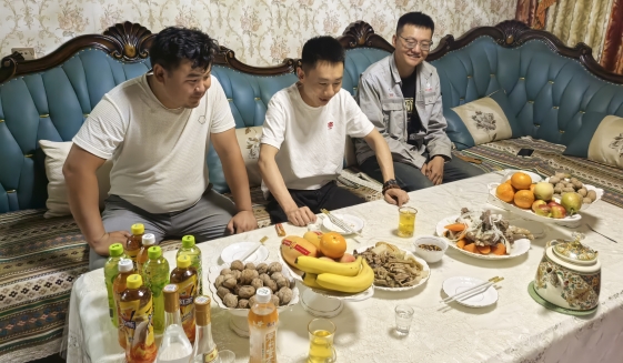新疆管理中心开展古尔邦节员工慰问活动