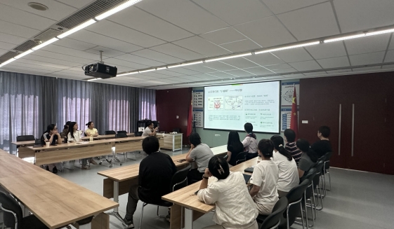 公司组织甲状腺健康科普知识讲座